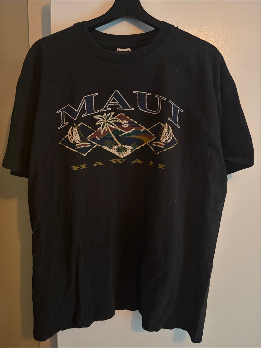 VINTAGE Maui Hawaii T-Shirt